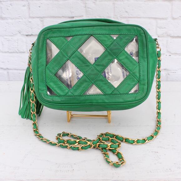 CHANEL Handbags - Chanel Vintage PVC Shoulder Bag Green Lambskin Leather Purse A2999